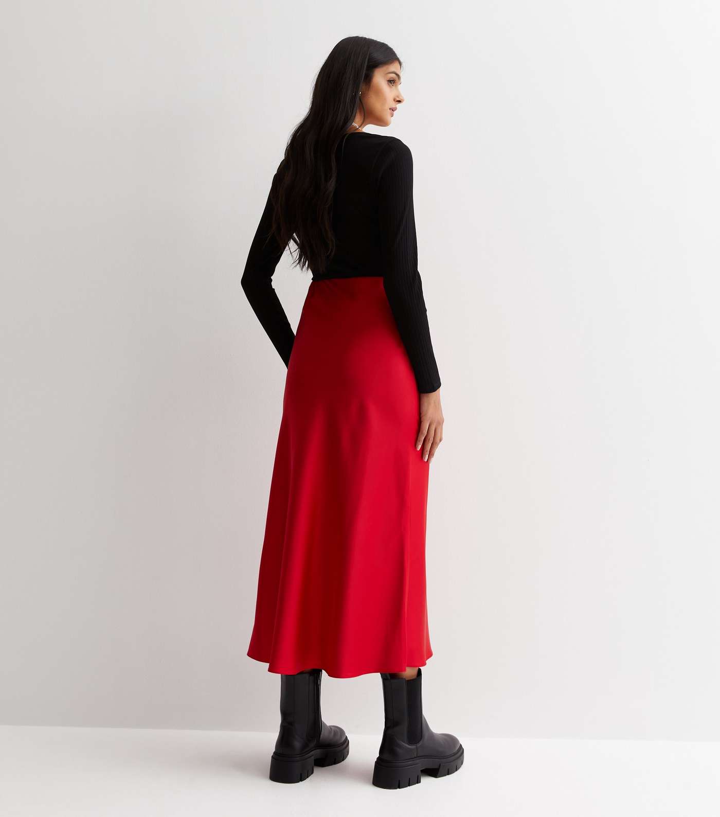 Red Shine Satin Bias Cut Midaxi Skirt Image 4
