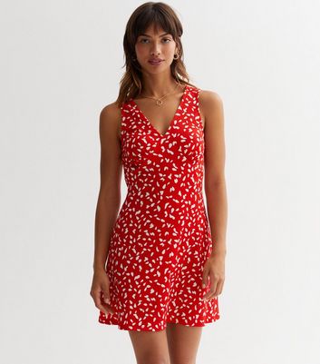 New look red ditsy clearance floral dress