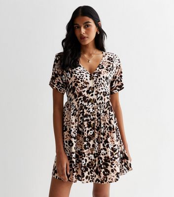 Leopard print store button up dress