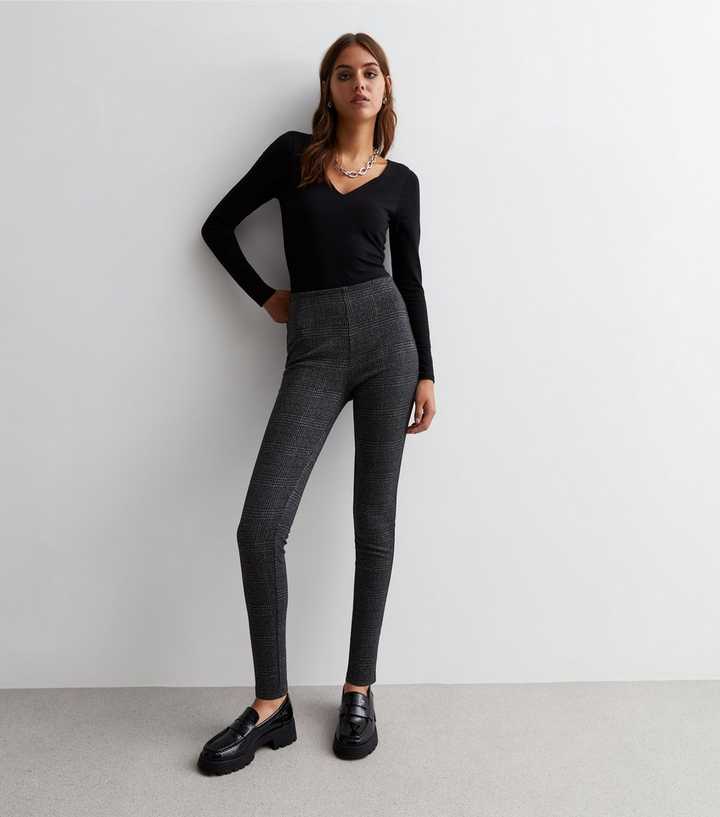 https://media2.newlookassets.com/i/newlook/874519008M1/womens/clothing/leggings/dark-grey-check-high-waist-leggings.jpg?strip=true&qlt=50&w=720