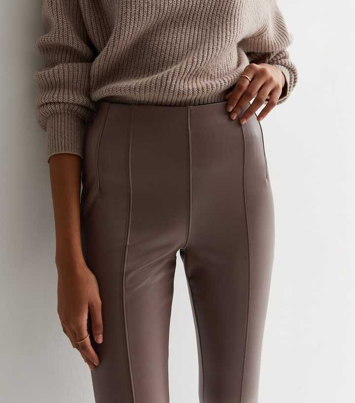 https://media2.newlookassets.com/i/newlook/874519223M2/womens/clothing/leggings/brown-leather-look-high-waist-leggings.jpg?strip=true&qlt=50&w=720