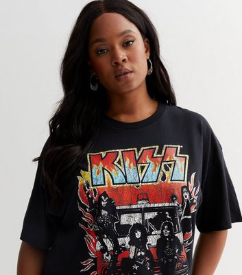 T discount shirt kiss