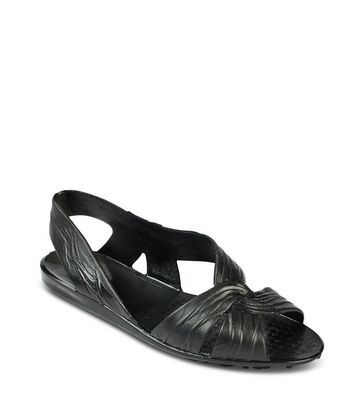 Peep toe 2024 jelly shoes