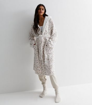 White Leopard Print Fleece Dressing Gown New Look