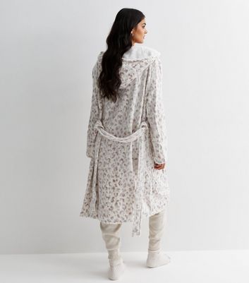 White Leopard Print Fleece Dressing Gown New Look