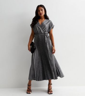 Glitter pleated outlet dress