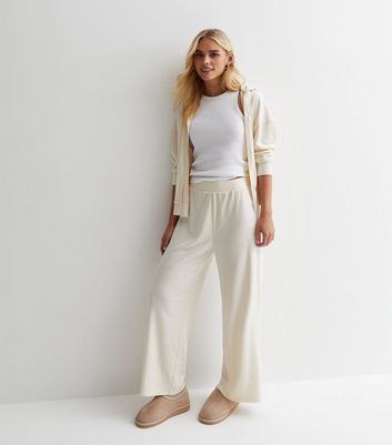 Petite Off White Velour Wide Leg Lounge Trousers New Look