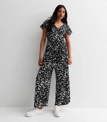 Gini London Black Abstract Print Flutter Sleeve Jumpsuit New Look