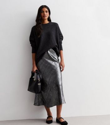 Silver pleated hotsell skirt new look