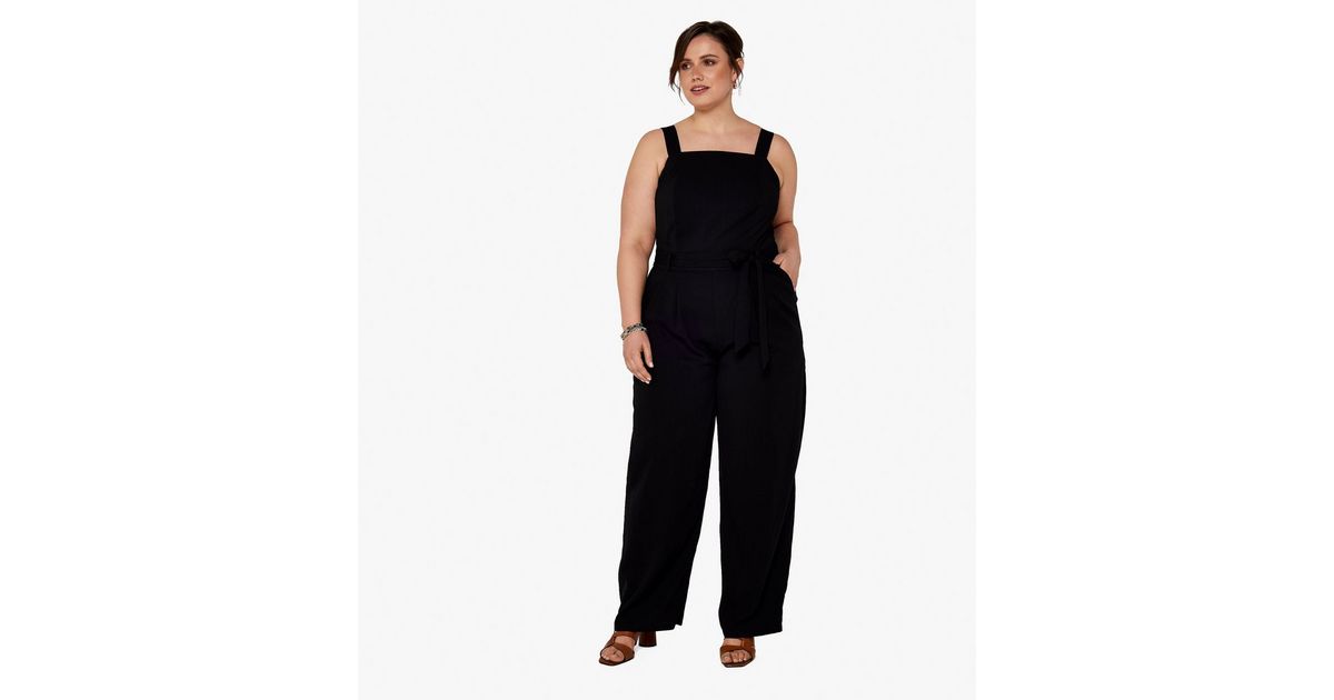 Apricot Curves Black Strappy Dungaree Jumpsuit | New Look