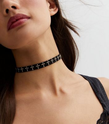 Black shop studded choker