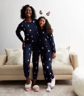 Mum and daughter matching best sale christmas pyjamas