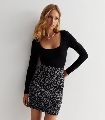 Metallic leopard mini outlet skirt