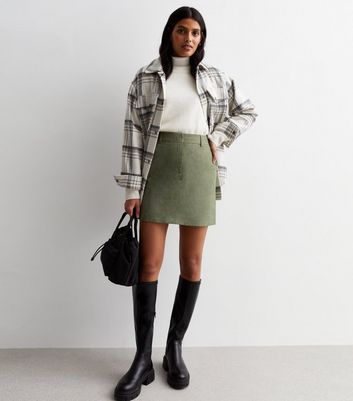 Mini skirt boots on sale outfit