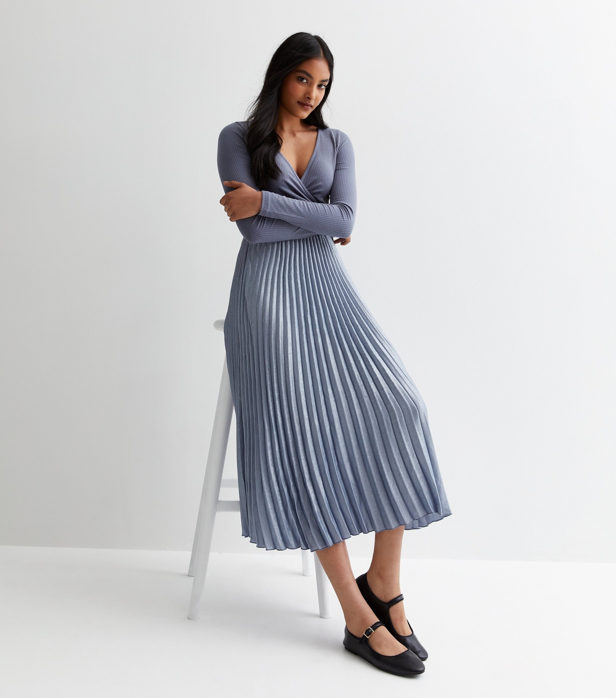 Women's Silver Pleated Midi Skirt Gini London New Look