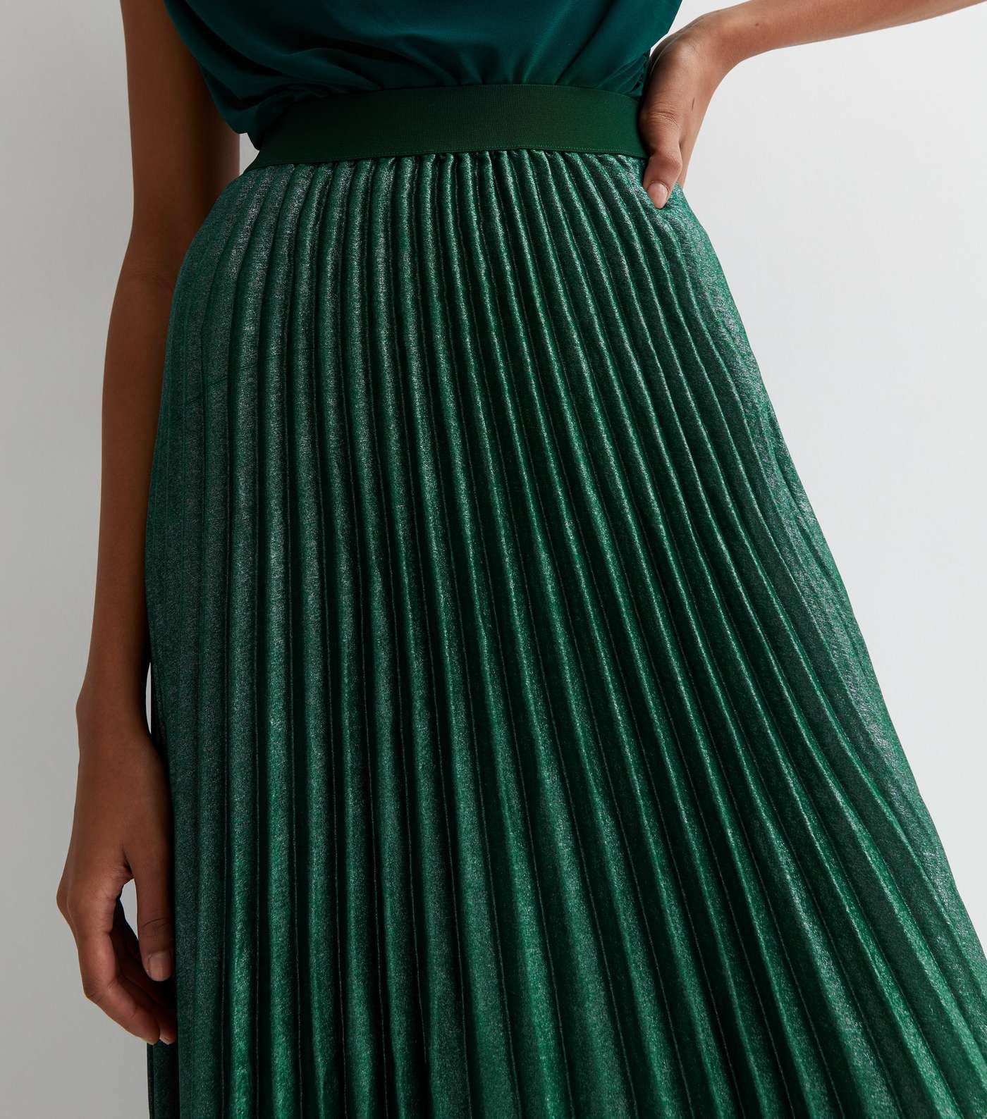 Gini London Green Pleated Midi Skirt Image 3