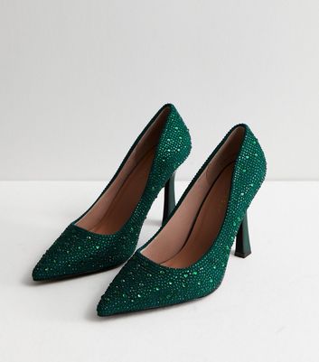 New Look Velvet Slim Heel Twist Front Sandal - Green | Heels, Green heels,  Fashion shoes