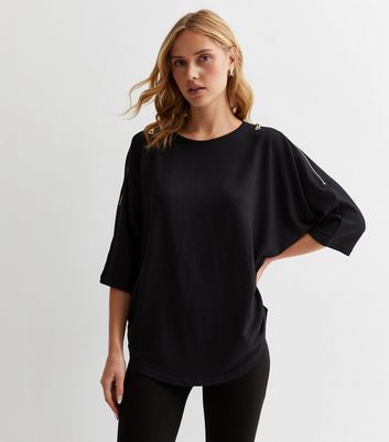 Black 2024 batwing top