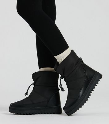 New look hot sale snow boots