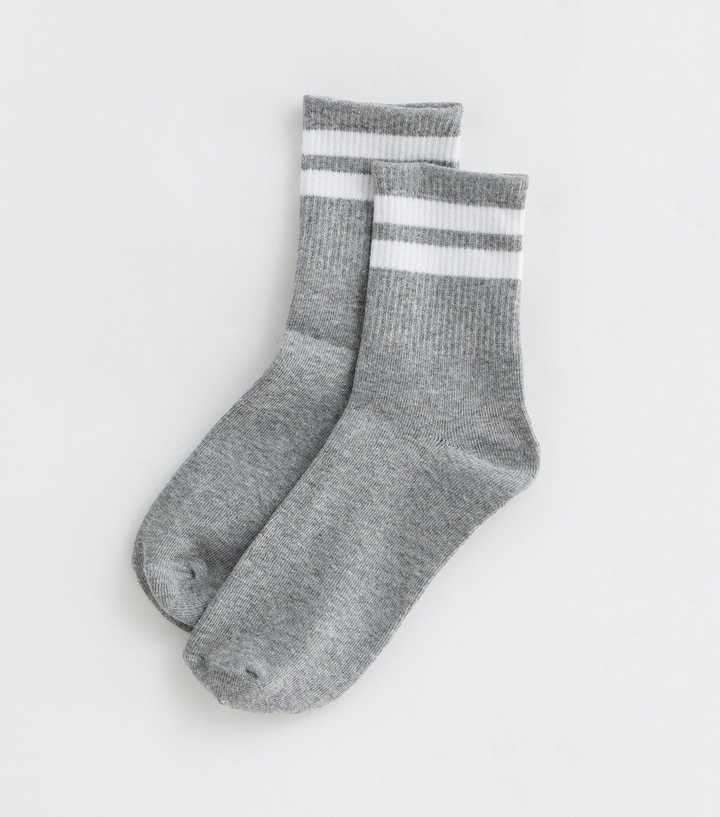 Grey Ribbed Stripe Tube Socks