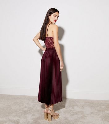 Pleated midi outlet skirt new look