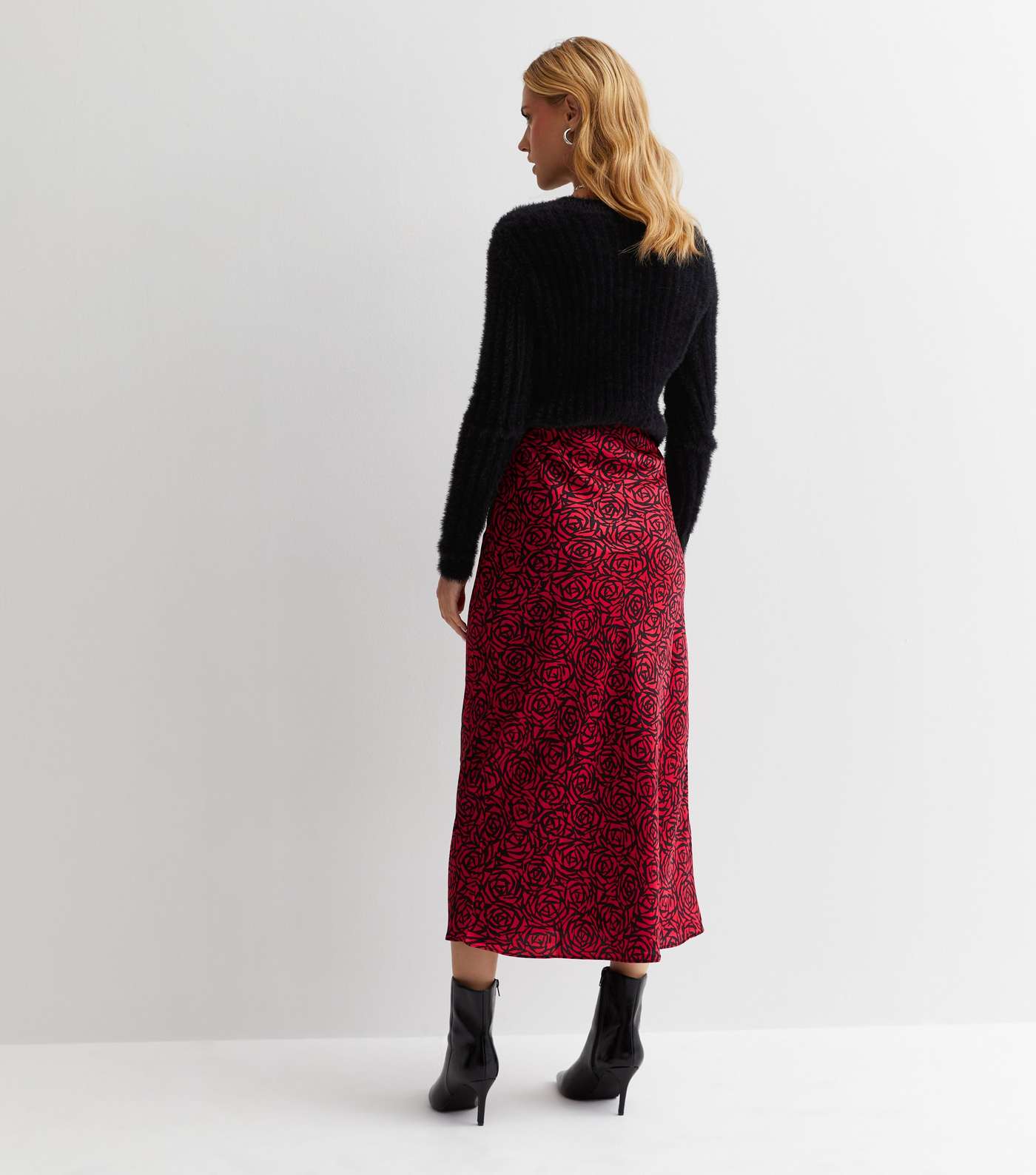 Black Abstract Rose Print Satin Bias Cut Midaxi Skirt Image 4