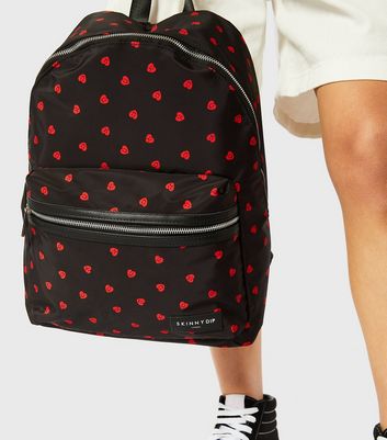 Black hotsell heart backpack