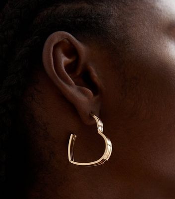 Large gold heart 2025 hoop earrings