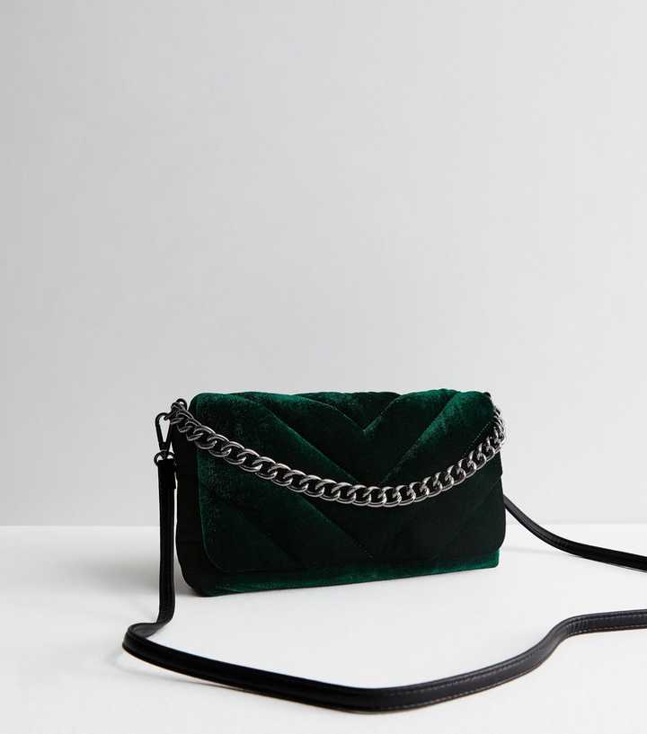 Dark Green Quilted Velvet Cross Body Bag | New Look