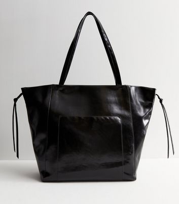 Black patent shopper outlet bag