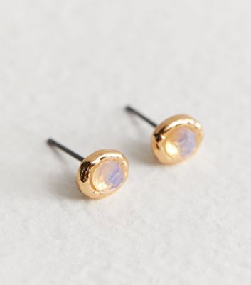 Garnet Sterling Silver Gold Stud Earrings Gemstone Earrings - Etsy | Stud  earrings, Gold earrings studs, Vintage inspired jewelry