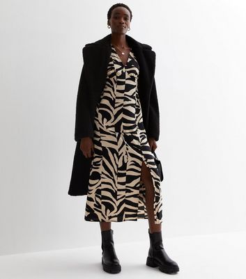 Tall Black Animal Print Ruffle Midaxi Dress New Look