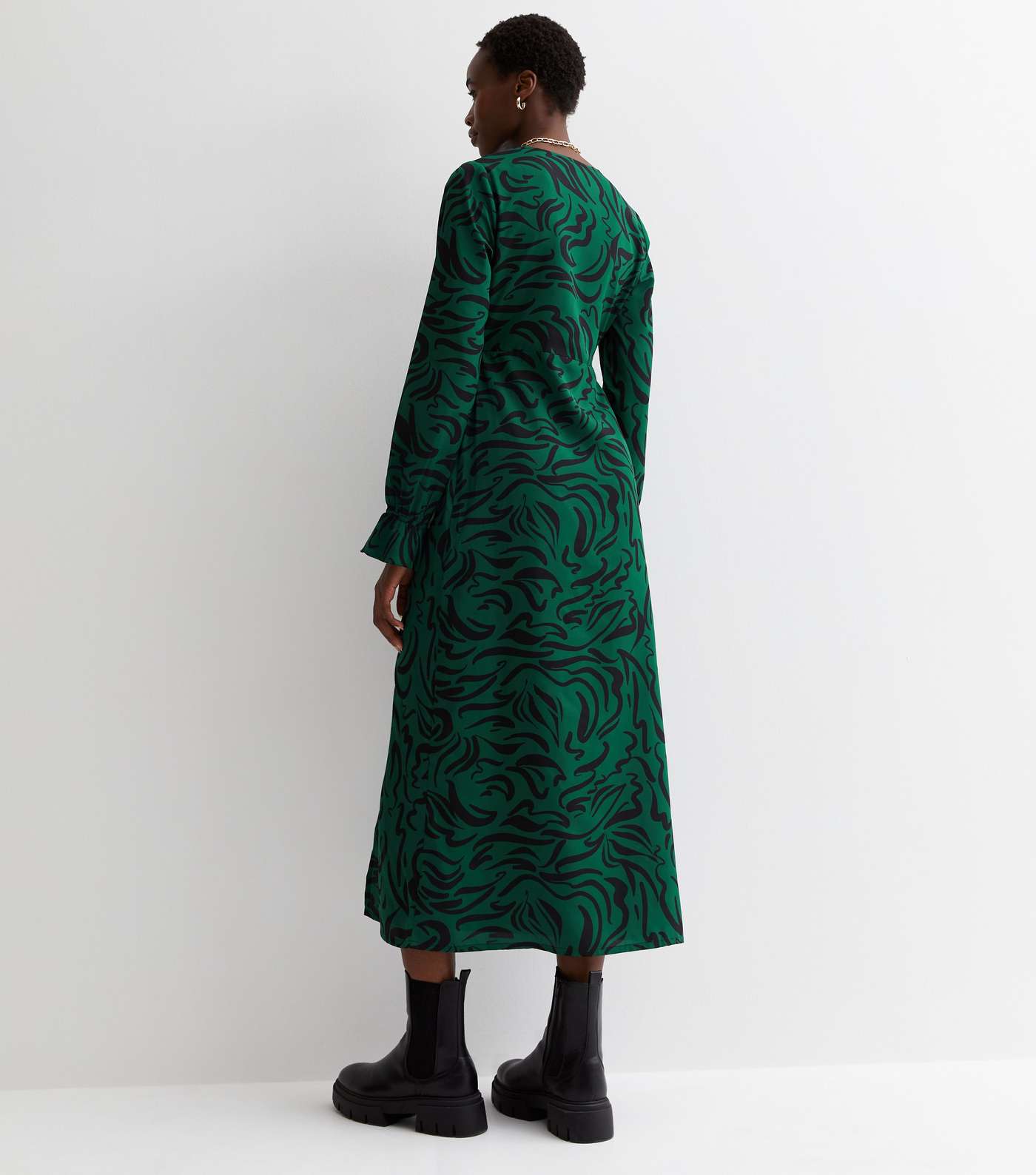 Tall Green Abstract Print Ruffle Split Hem Midaxi Dress Image 4