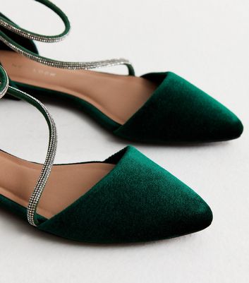 Khaki hot sale green pumps