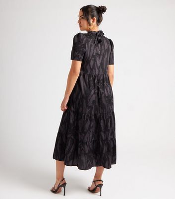 Urban Bliss Black Tie Dye Tiered Midi Smock Dress New Look