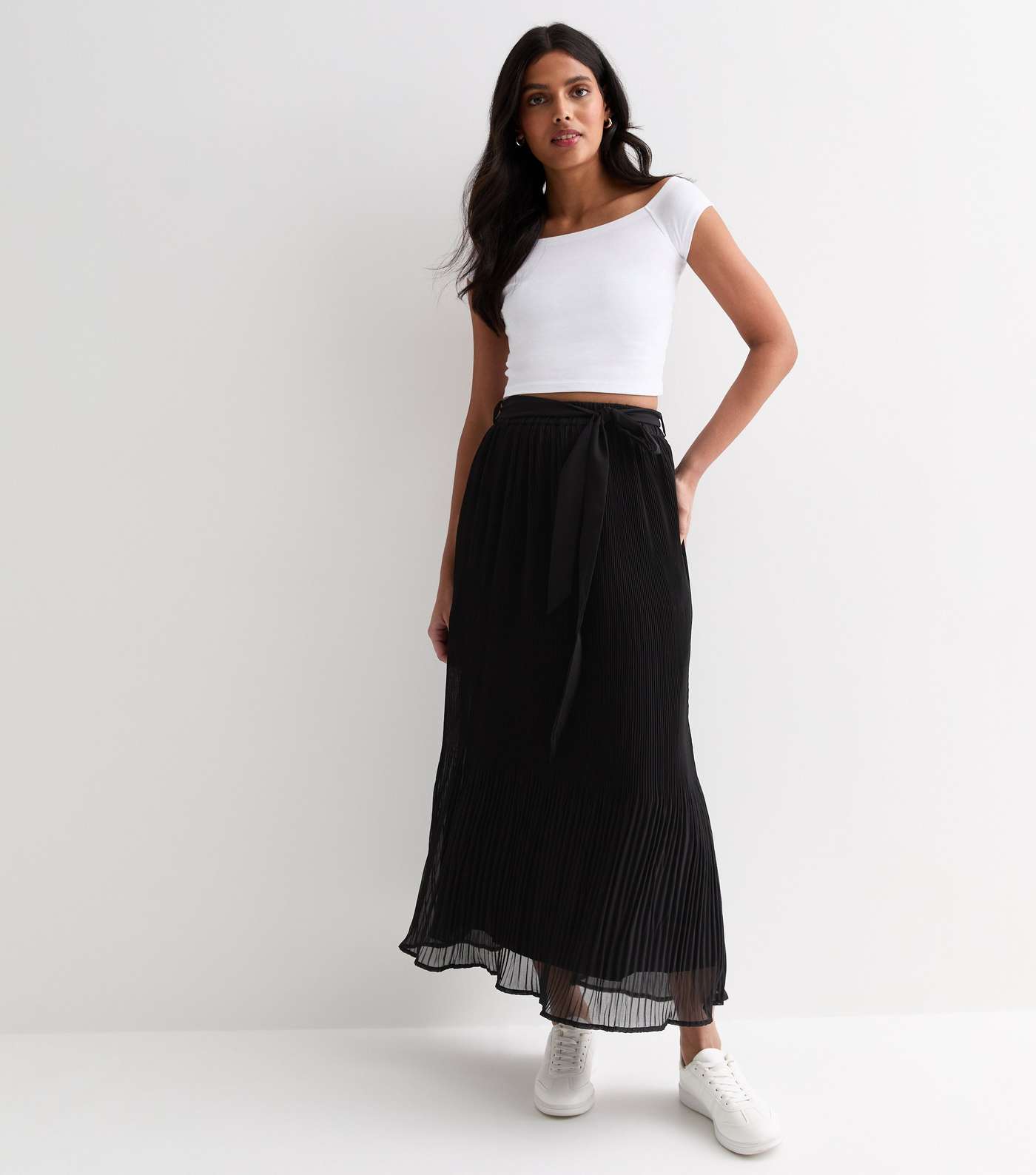 Gini London Black Pleated Belted Maxi Skirt Image 3