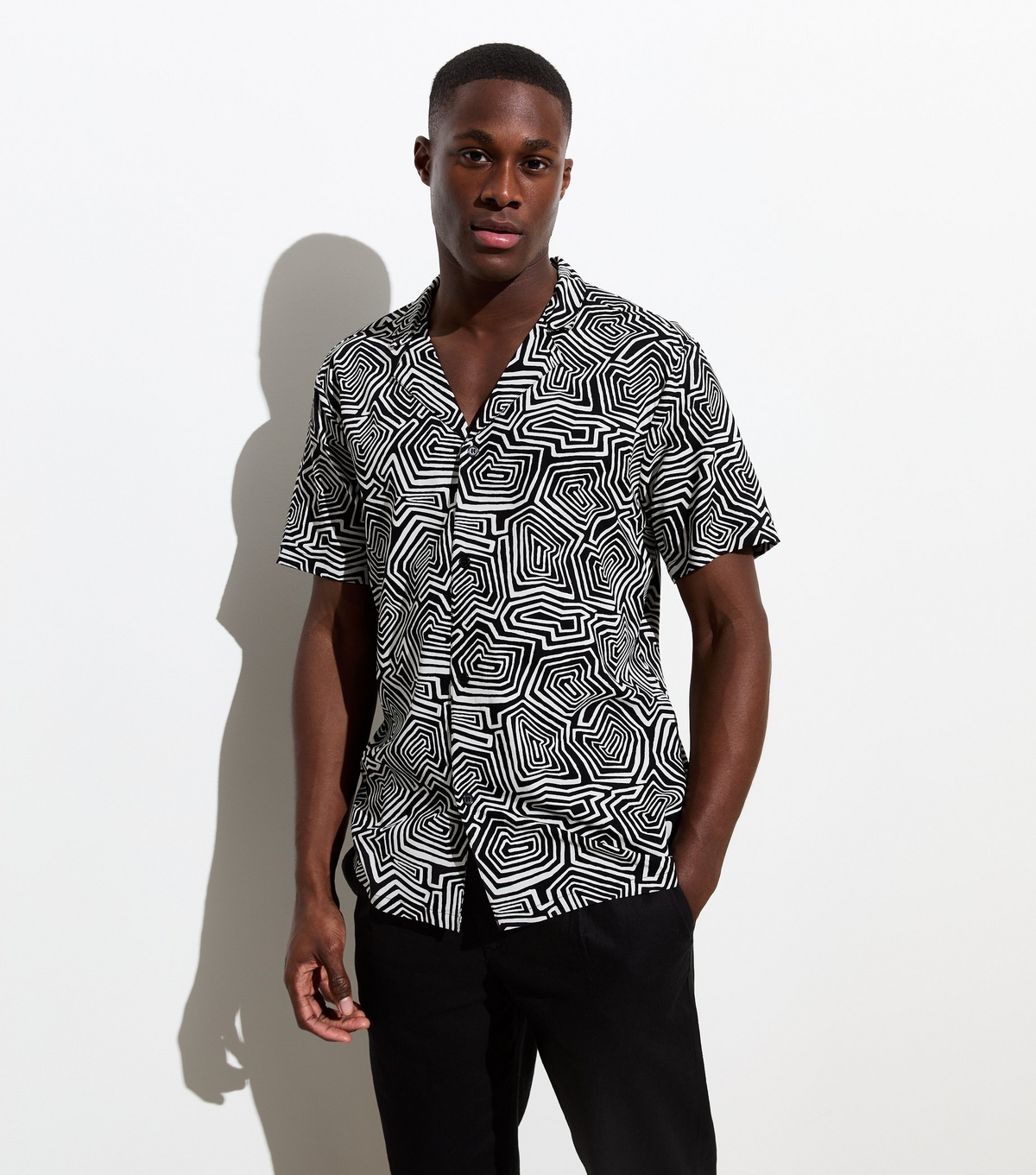 Men's Black Abstract Print Short Sleeve Shirt New Look