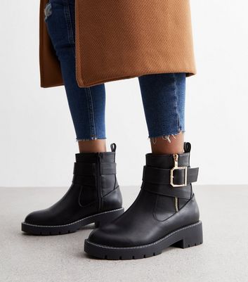 Wide fit chunky outlet boots