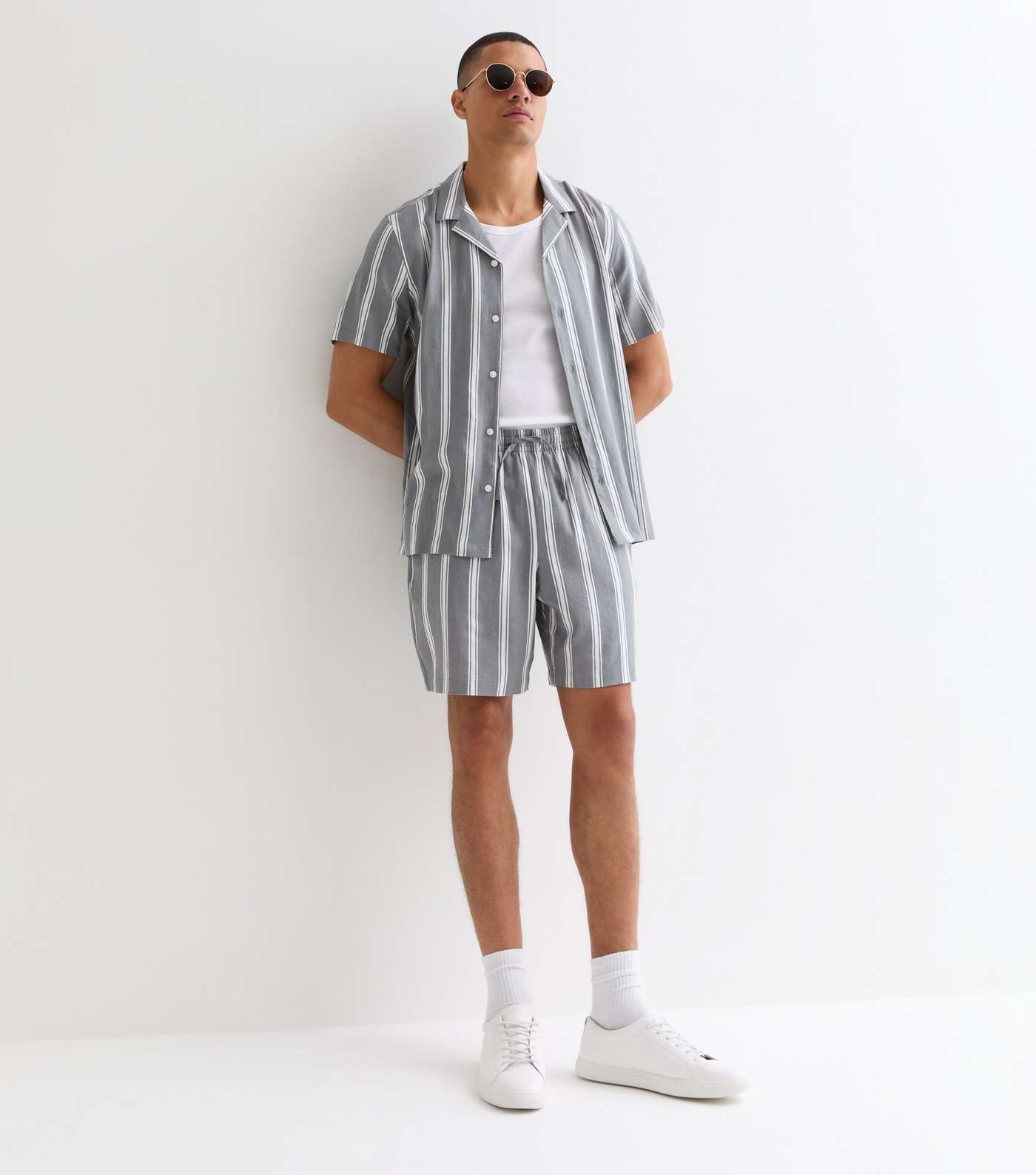 Dark Grey Stripe Relaxed Fit Linen Blend Shorts Image 3