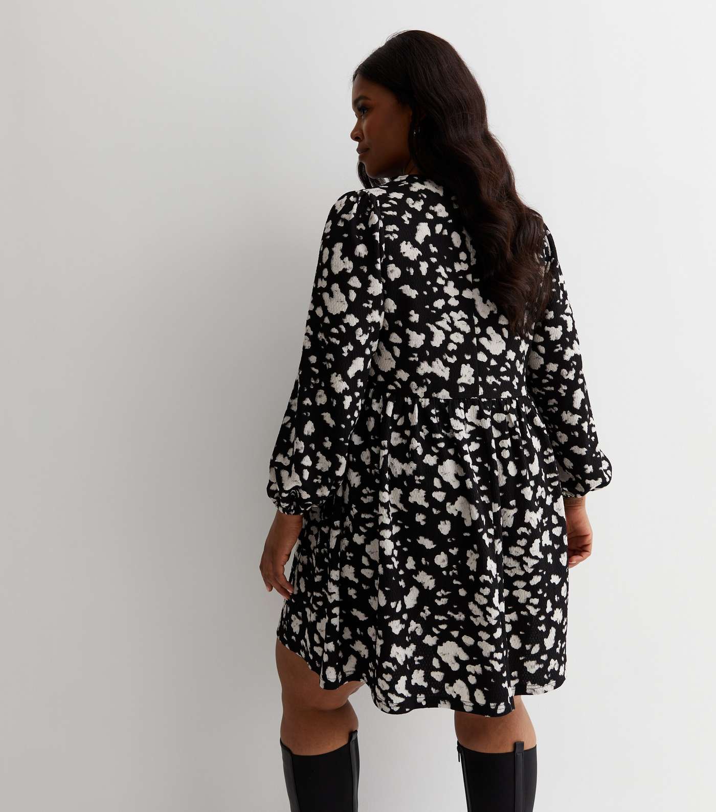 Curves Black Cloud Print Jersey Mini Smock Dress Image 4