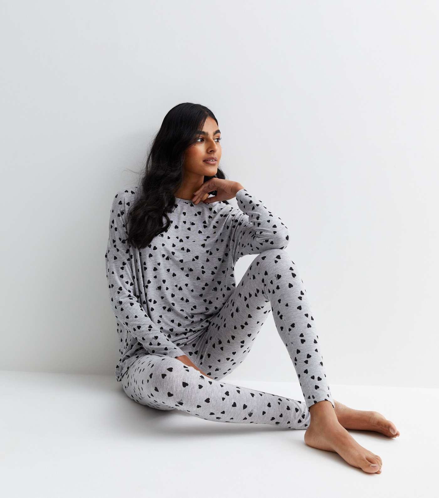 Pale Grey Pyjama Legging Set with Heart Print Image 4
