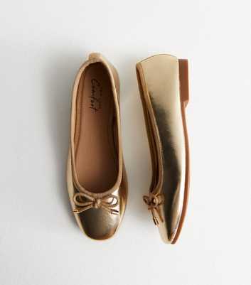 Gold Leather-Look Bow Ballet Pumps
