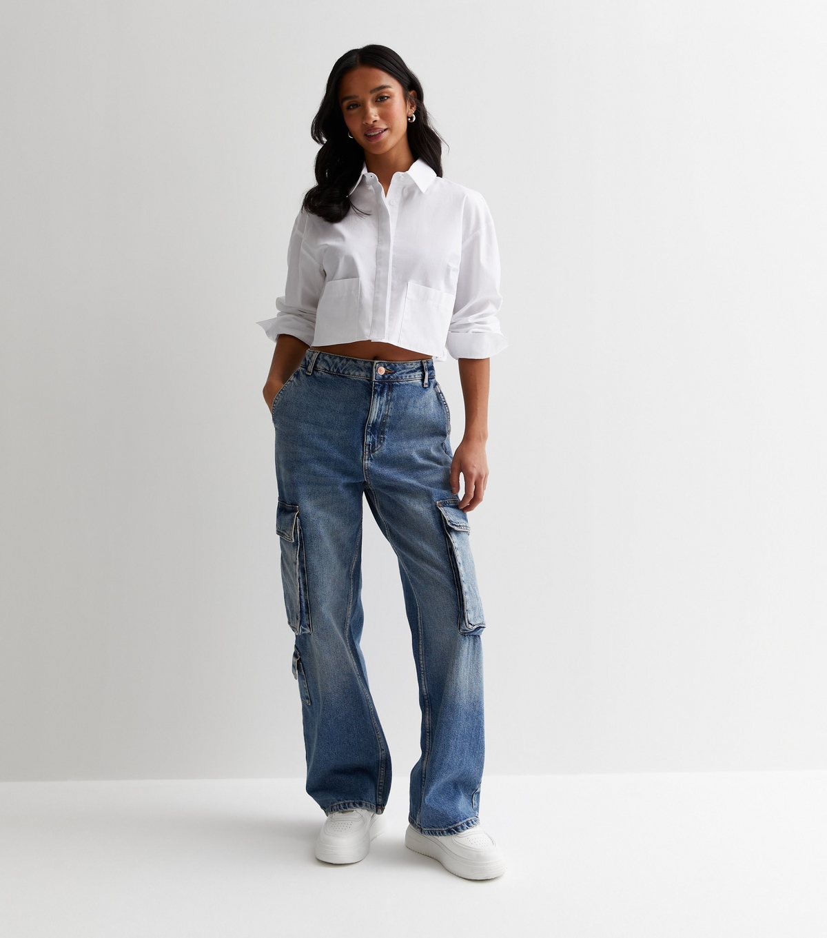 Women's Petite Blue Vintage Tint Cargo Straight Leg Jeans New Look
