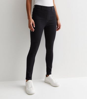 Petite Stay Black Mid Rise Lift Shape Emilee Jeggings