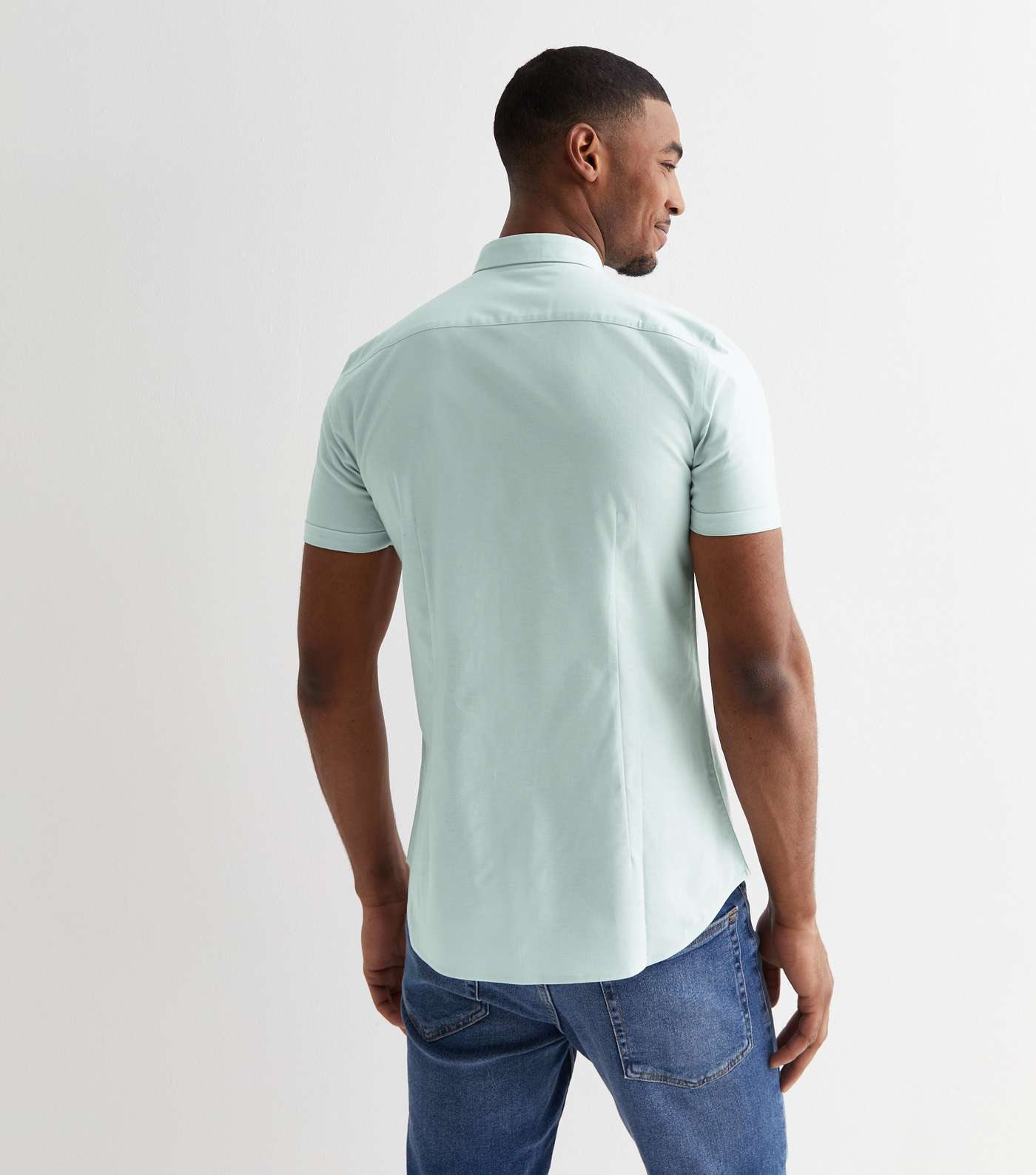 Pale Blue Short Sleeve Muscle Fit Oxford Shirt Image 4