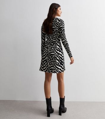 Black Zebra Print Crinkle Jersey Twist Front Mini Dress New Look