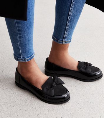 Extra Wide Fit Black Patent Bow Loafers New Look