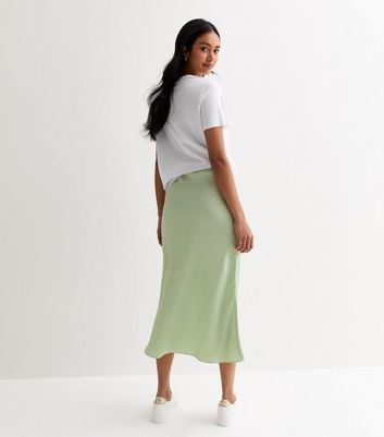 Green satin white skirt best sale