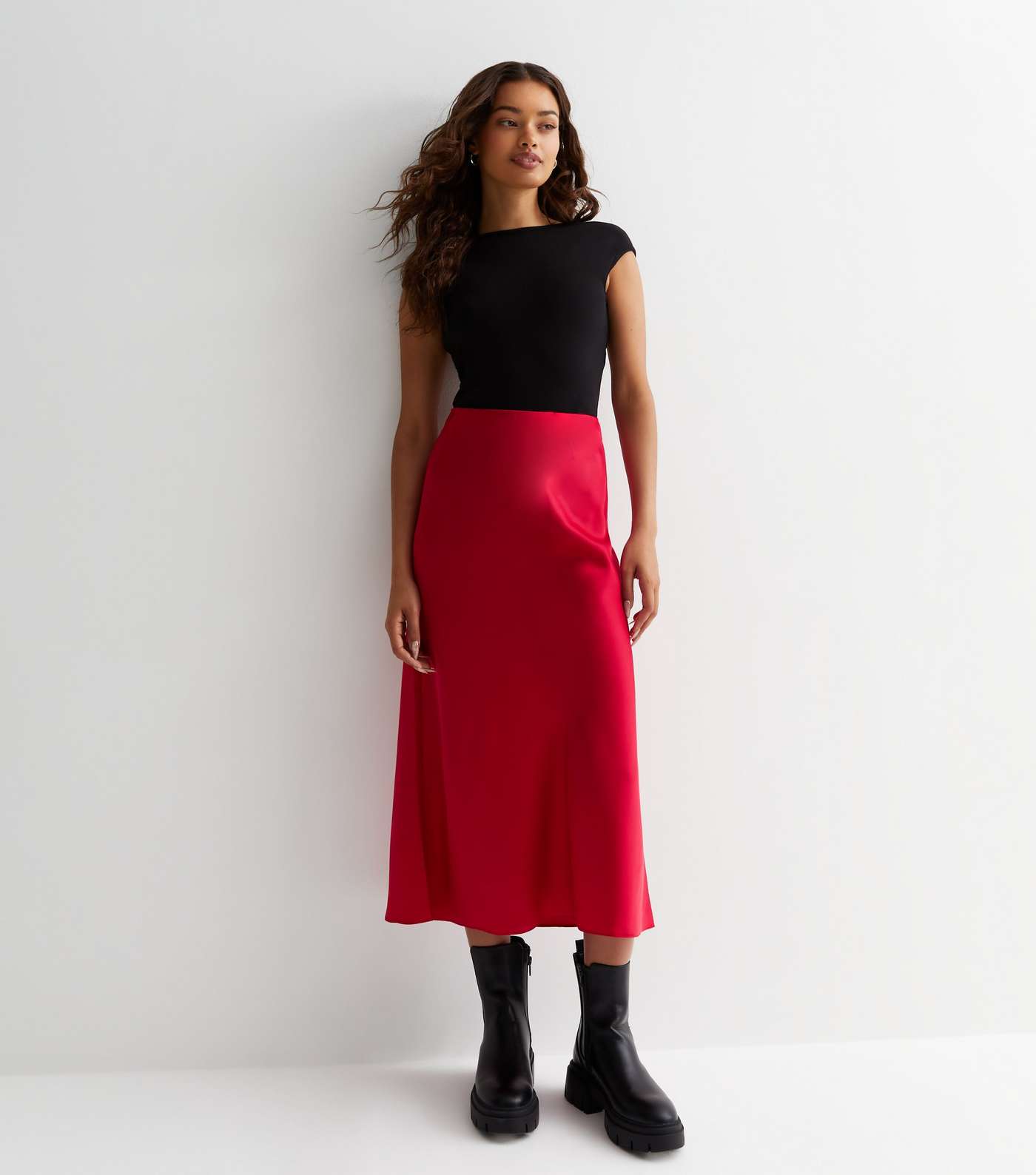 Petite Red Satin Bias Cut Midi Skirt Image 2