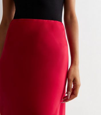 Petite Red Satin Bias Cut Midi Skirt New Look